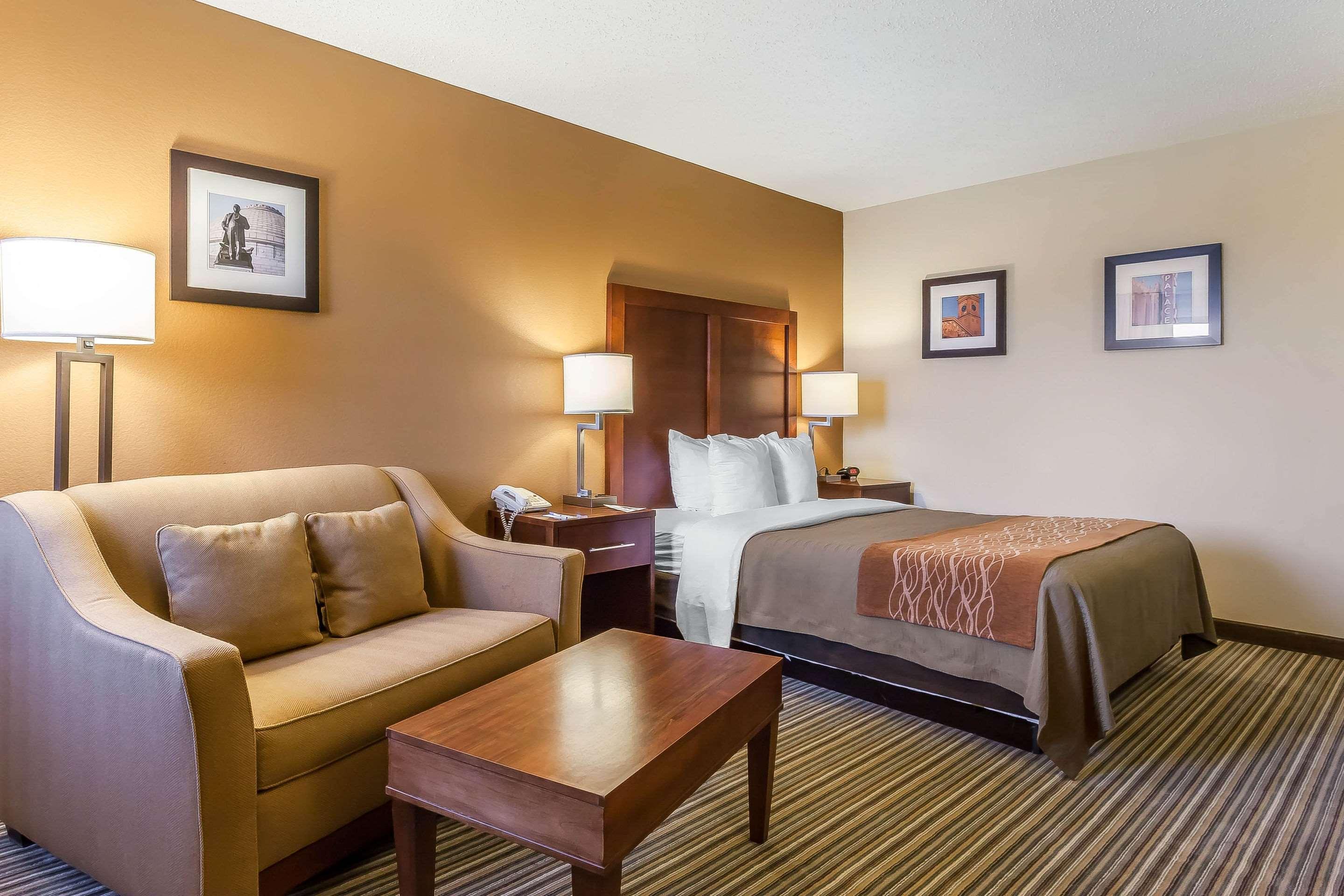 Comfort Inn - Hall Of Fame Canton Eksteriør billede